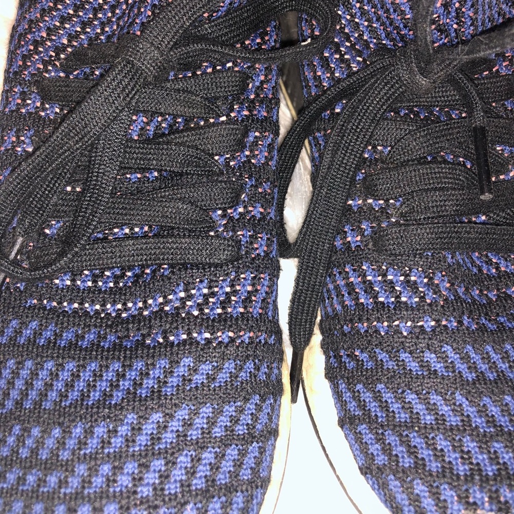 Adidas - Picture 6 of 10